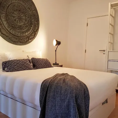 Authentic Apartment *